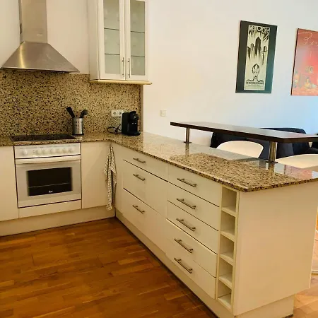 Apartman Hermoso Piso En El Centro De *