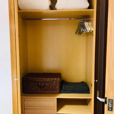 Hermoso Piso En El Centro De Apartamento